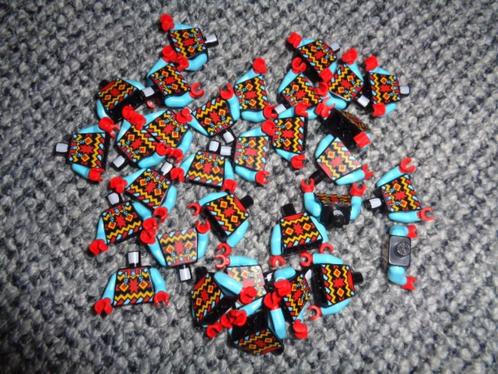 Partij J665=31x Nieuwe Lego bovenlijfjes, Kinderen en Baby's, Speelgoed | Duplo en Lego, Nieuw, Lego, Losse stenen, Ophalen of Verzenden
