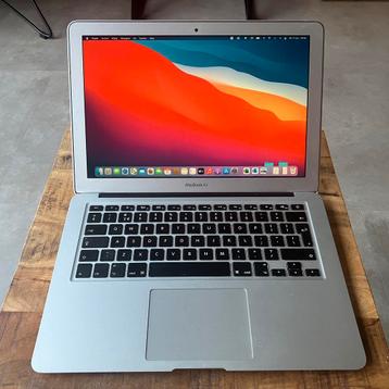 Apple MacBook Air 13 inch (2014) beschikbaar voor biedingen