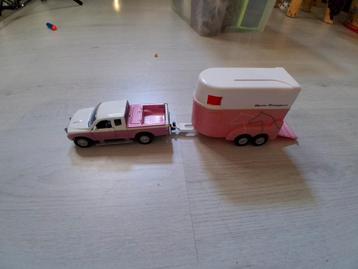 Schleich roze trailer met auto beschikbaar voor biedingen