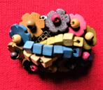 Bijzondere kleurige broche houten kralen bloemen bollen, Sieraden, Tassen en Uiterlijk, Broches, Ophalen of Verzenden, Zo goed als nieuw