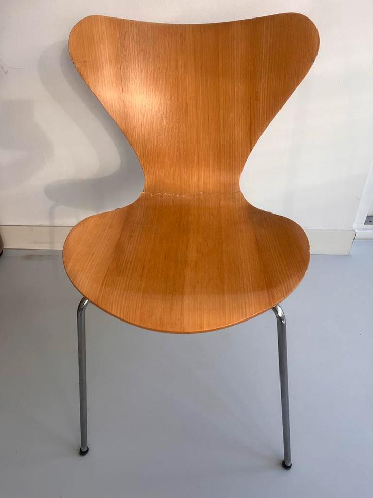Fritz Hansen Vlinderstoel Arne Jacobsen - Opknapper, Antiek en Kunst, Antiek | Meubels | Stoelen en Banken, Ophalen
