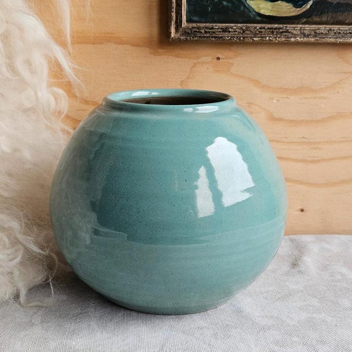 Jan de Graaf potterie ronde vaas, Huis en Inrichting, Woonaccessoires | Vazen, Zo goed als nieuw, Overige kleuren, Minder dan 50 cm