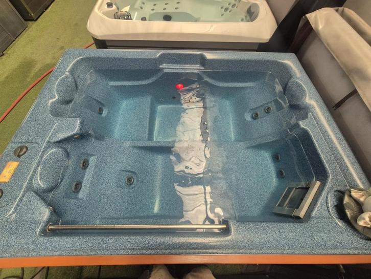 7 dagen OPEN ‼️balboa jacuzzi🌴GROOTSTE SHOWROOM VAN NL🌴, Tuin en Terras, Bubbelbaden en Hottubs, Gebruikt, Filter, Ophalen of Verzenden