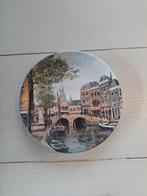 Mosa Porselein Bord 'Langs de Leidse Nieuwe Rijn', Antiek en Kunst, Ophalen of Verzenden