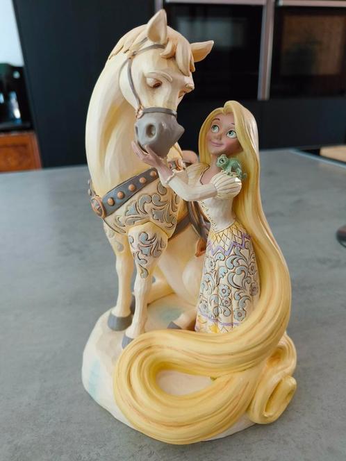 Jim Shore Disney Traditions White Woodland Rapunzel, Verzamelen, Beelden en Beeldjes, Zo goed als nieuw, Fantasy, Ophalen of Verzenden