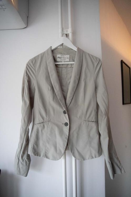 Grijze blazer travelstof Penn & Ink maat 40 (valt kleiner), Kleding | Dames, Jasjes, Kostuums en Pakken, Zo goed als nieuw, Jasje