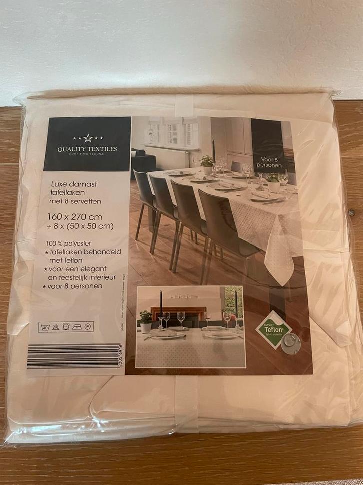 Luxe Damast Tafelkleed 160x270cm + 8 Servetten - Nieuw, Huis en Inrichting, Tafelkleden, Nieuw, Rechthoek, Binnen, Ophalen of Verzenden