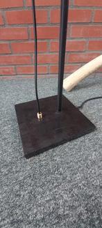 Lucide Vloerlamp - Stijlvol en modern, Huis en Inrichting, Ophalen, Gebruikt, Metaal, 150 tot 200 cm