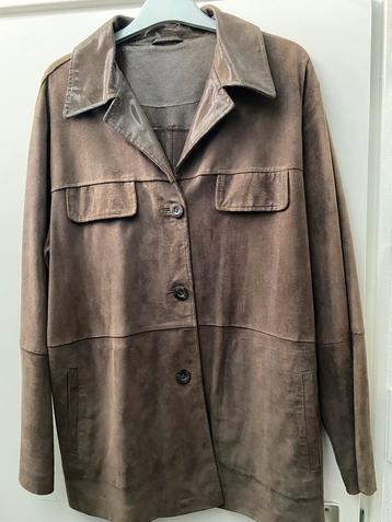 Suede jasje donkerbruin draagmaat 48 van Peter Hahn beschikbaar voor biedingen