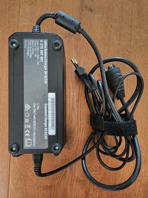 Bosch E-bike Acculader 36-4/230, Fietsen en Brommers, Fietsaccessoires | Fietsaccu's, Gebruikt, Ophalen of Verzenden