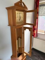 Hand gemaakte staande klok, Ophalen