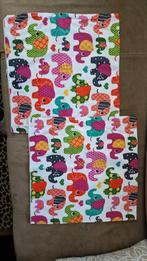 Kleurrijke Kussenhoezen met Olifanten, Huis en Inrichting, Woonaccessoires | Kussens, Ophalen of Verzenden, Nieuw, Overige kleuren