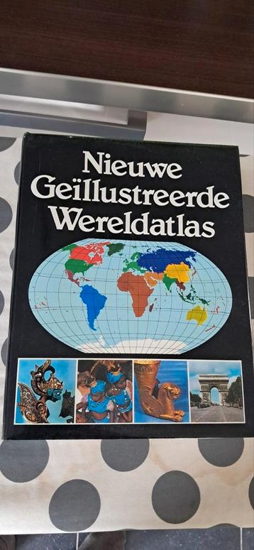 Nieuwe geïllustreerde wereldatlas lekuturama zgan beschikbaar voor biedingen