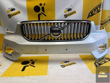 Bumper Volvo XC40 Voorbumper PDC 31449359 Origineel beschikbaar voor biedingen