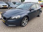 Volvo V40 2.0 D2 R-Design, Auto's, Voorwielaandrijving, Stof, Gebruikt, Euro 6