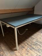 Bureau/ werktafel met stekkerbalk, Ophalen, Gebruikt, Bureau