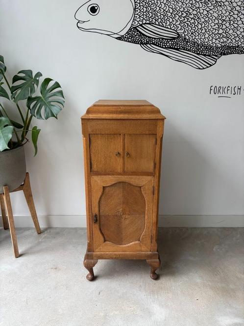 Antieke grammofoon kast massief hout, Antiek en Kunst, Antiek | Meubels | Kasten, Ophalen of Verzenden