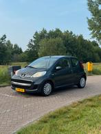 Peugeot 107 1.0 * 2011 * grijs, Auto's, Peugeot, Voorwielaandrijving, 4 stoelen, 68 pk, Handgeschakeld