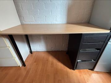 Bureau ikea