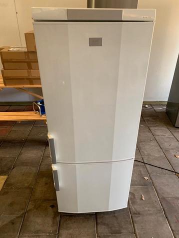 Koelkast Aeg beschikbaar voor biedingen