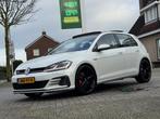 Volkswagen Golf 7,5 2.0 TSI 245pk Performance / Pano / Dynau, Voorwielaandrijving, Stof, Gebruikt, Euro 6