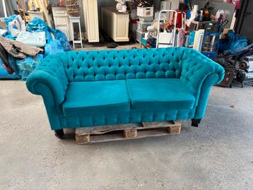 ️ Stijlvolle blauwe bank – Comfort en design gecombineerd! beschikbaar voor biedingen