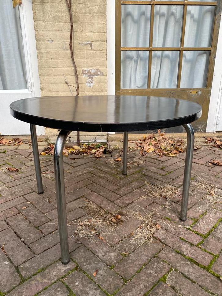 Mies vder Rohe Thonet MR516 Bauhaus salontafel bijzettafel, Huis en Inrichting, Tafels | Bijzettafels, Zo goed als nieuw, Rond