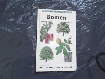 Leuk boekje , NIEUW , natuurwijzer : Bomen , met GRATIS ee beschikbaar voor biedingen