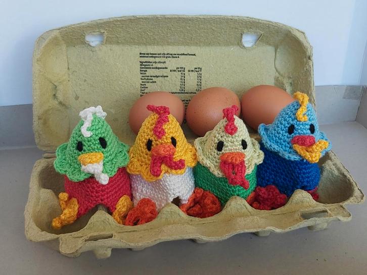 Eierwarmers grappige kippetjes (zelf gemaakt), Hobby en Vrije tijd, Breien en Haken, Nieuw, Haken, Ophalen of Verzenden