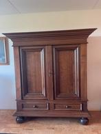 Eikenhouten Drentse kast, Ophalen