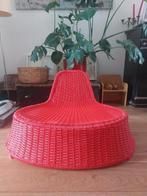 Ikea vintage rotan rode stoel,loungestoel Monika Mulder, Huis en Inrichting, Stoelen, Ophalen, Gebruikt, Rood, Eén