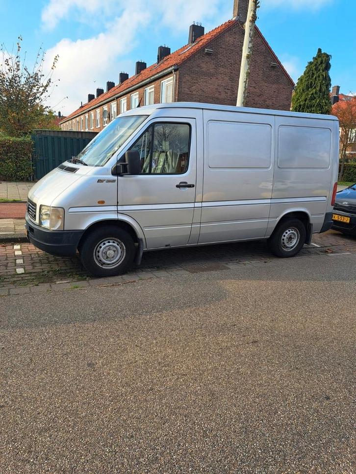 Volkswagen LT 35/ 2.5TDI  2005, Auto's, Bestelauto's, Particulier, Airbags, Elektrische ramen, Metallic lak, Mistlampen, Radio