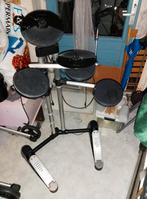Elektrische drumstel 1 paneeltje afgebroken makkelijk te rep, Muziek en Instrumenten, Drumstellen en Slagwerk, Ophalen, Gebruikt
