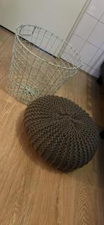 Poef en mand, Ophalen, Zo goed als nieuw