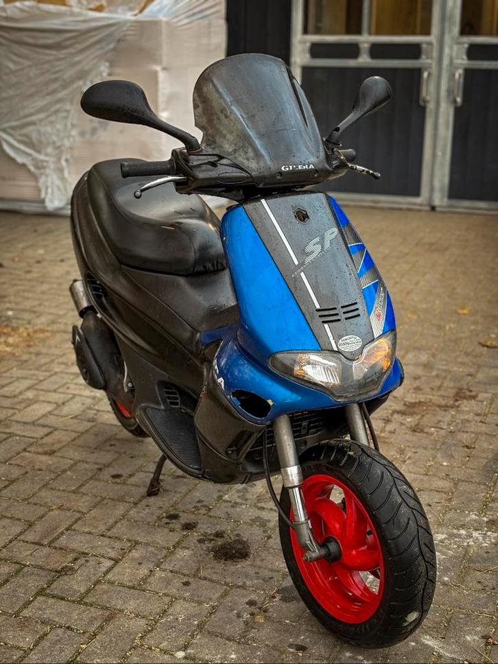 Nette Gilera Runner SP DD 50cc 2004, Fietsen en Brommers, Scooters | Piaggio, Zo goed als nieuw, Overige modellen, Benzine, Ophalen