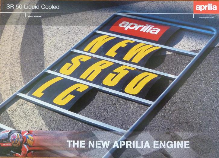 Folder APRILIA SR 50 Liquid Cooled 2000, Fietsen en Brommers, Handleidingen en Instructieboekjes, Nieuw, Ophalen of Verzenden