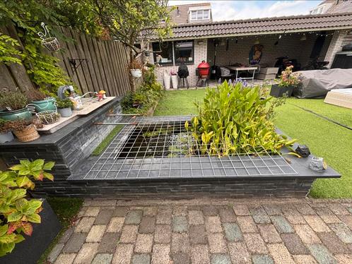 Mooie vijfer te koop met planten, pomp en goudvissen, Tuin en Terras, Terrasdelen en Vlonders, Gebruikt, Overige materialen, Verzenden