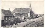 Bruinisse straatgezicht met gereformeerde kerk en mensen, Verzenden, 1920 tot 1940, Gelopen, Zeeland