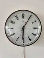 Mooie vintage Metamec klok, Ophalen of Verzenden, Wandklok, Zo goed als nieuw