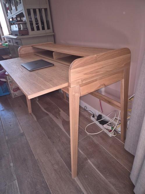 Bureau zuiver barbier, Huis en Inrichting, Bureaus, Zo goed als nieuw, Ophalen