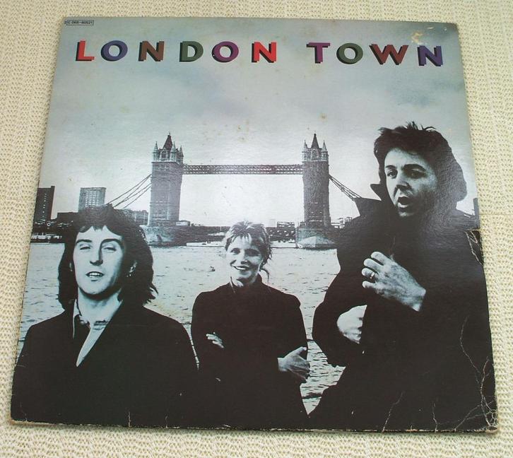 LP - WINGS - LONDON TOWN - 1978, Cd's en Dvd's, Vinyl | Pop, Zo goed als nieuw, 1960 tot 1980, Overige formaten, Ophalen of Verzenden