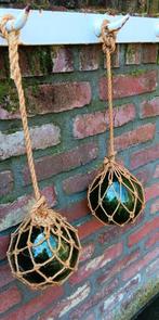 Vintage macramé met 2 glazen bollen drijver groen Ø13,5 cm, Antiek en Kunst, Ophalen of Verzenden