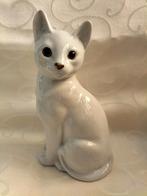 Poes kat beeld wit 17 x 9,5 x 7,5 cm, Ophalen of Verzenden, Zo goed als nieuw, Dier