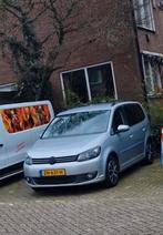 VW Touran 1.6 TDI 77KW DSG 7P 2010. MET Onderhoudsboekjes, Auto's, Volkswagen, Stof, 1503 kg, Zwart, 4 cilinders