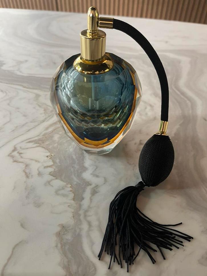 Elegante luxe parfum diffuser - nieuw!, Sieraden, Tassen en Uiterlijk, Uiterlijk | Parfum, Nieuw, Ophalen of Verzenden