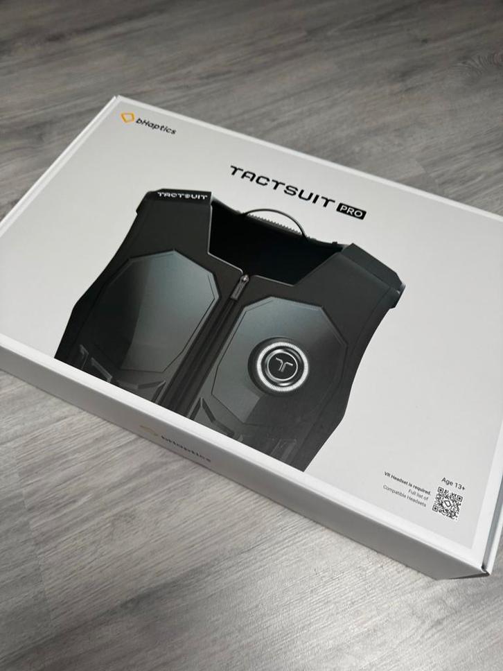 Tactsuit Pro - VR Haptic Vest voor o/a Meta Quest 3, Spelcomputers en Games, Virtual Reality, Zo goed als nieuw, Pc, VR-bril, Ophalen of Verzenden
