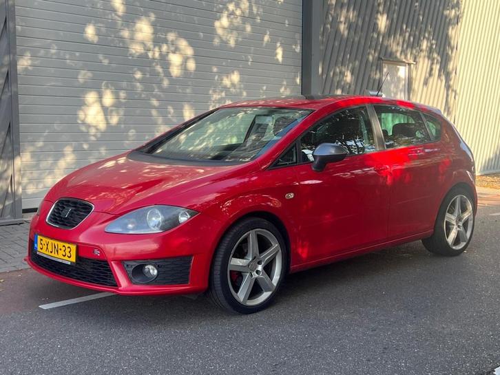 Seat Leon 1.8 TSI FR Automaat Pano dak, Auto's, Seat, Bedrijf, Leon, Benzine, Stationwagon, Automaat, Geïmporteerd, Rood, Gebruikt