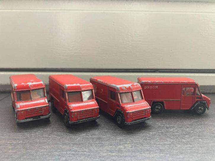 4x Efsi Commer 302 PTT Post | Rood |, Hobby en Vrije tijd, Modelauto's | Overige schalen, Gebruikt, Bus of Vrachtwagen, Ophalen of Verzenden