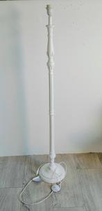 Vloerlamp poot wit landelijk, Ophalen, Zo goed als nieuw, Hout, 100 tot 150 cm