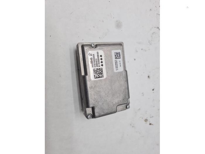 Camera voorzijde van een Opel Karl, Auto-onderdelen, Elektronica en Kabels, Opel, Gebruikt, 3 maanden garantie